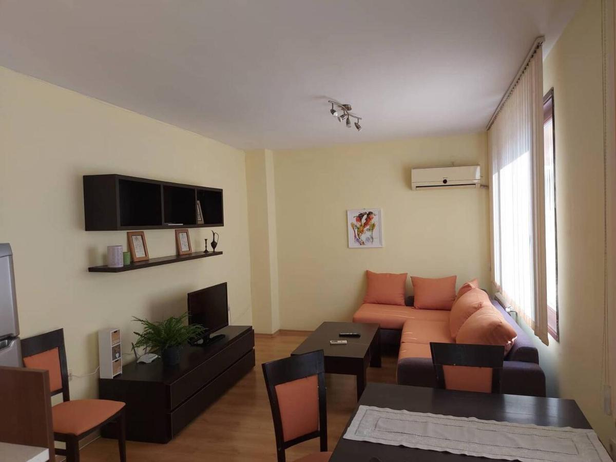The Terrace Apartment Stara Zagora Bagian luar foto